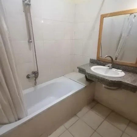 Rezeiky Hotel & Camp Luxor Esterno foto