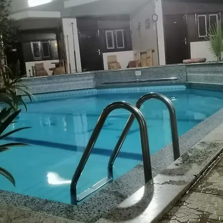 Rezeiky Hotel & Camp Luxor Esterno foto