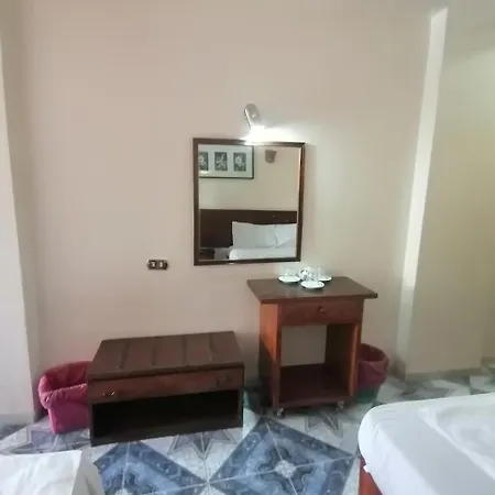 Rezeiky Hotel & Camp Luxor Esterno foto