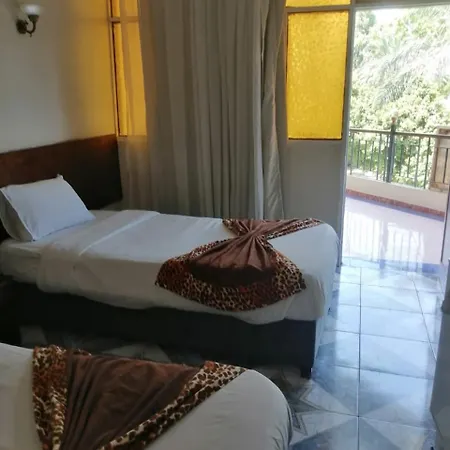 Rezeiky Hotel & Camp Luxor Esterno foto
