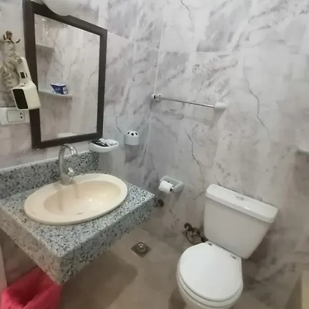 Rezeiky Hotel & Camp Luxor Esterno foto