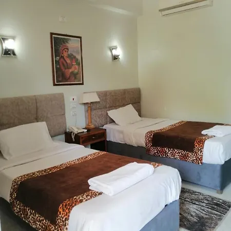 Rezeiky Hotel & Camp Luxor Esterno foto