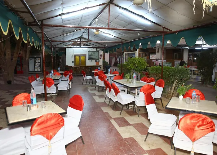 Rezeiky Hotel & Camp