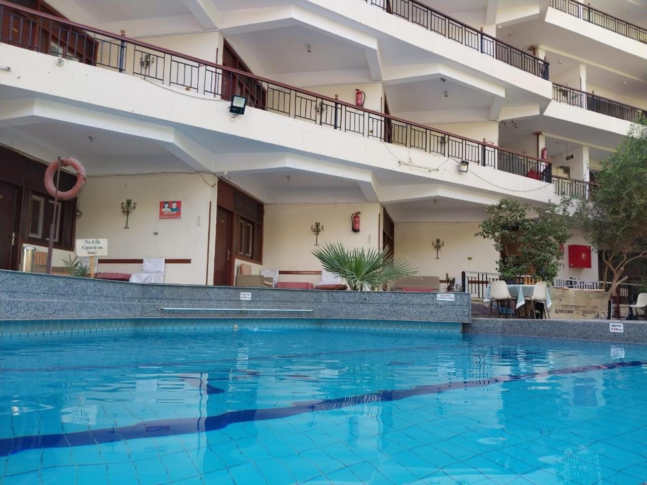 Campsite Rezeiky & Camp Luxor